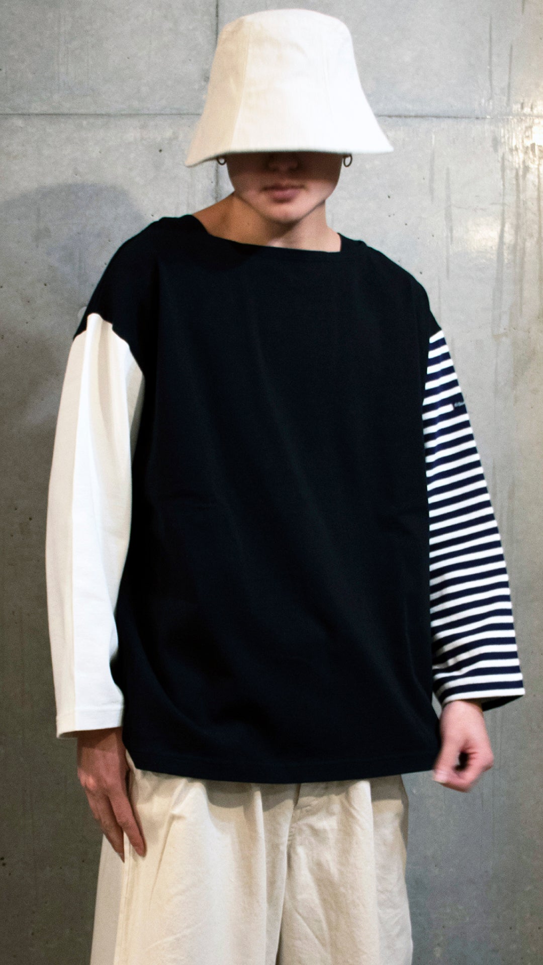 BOAT NECK LONG SLEEVE T-SHIRTS(CRAZY ver.)
